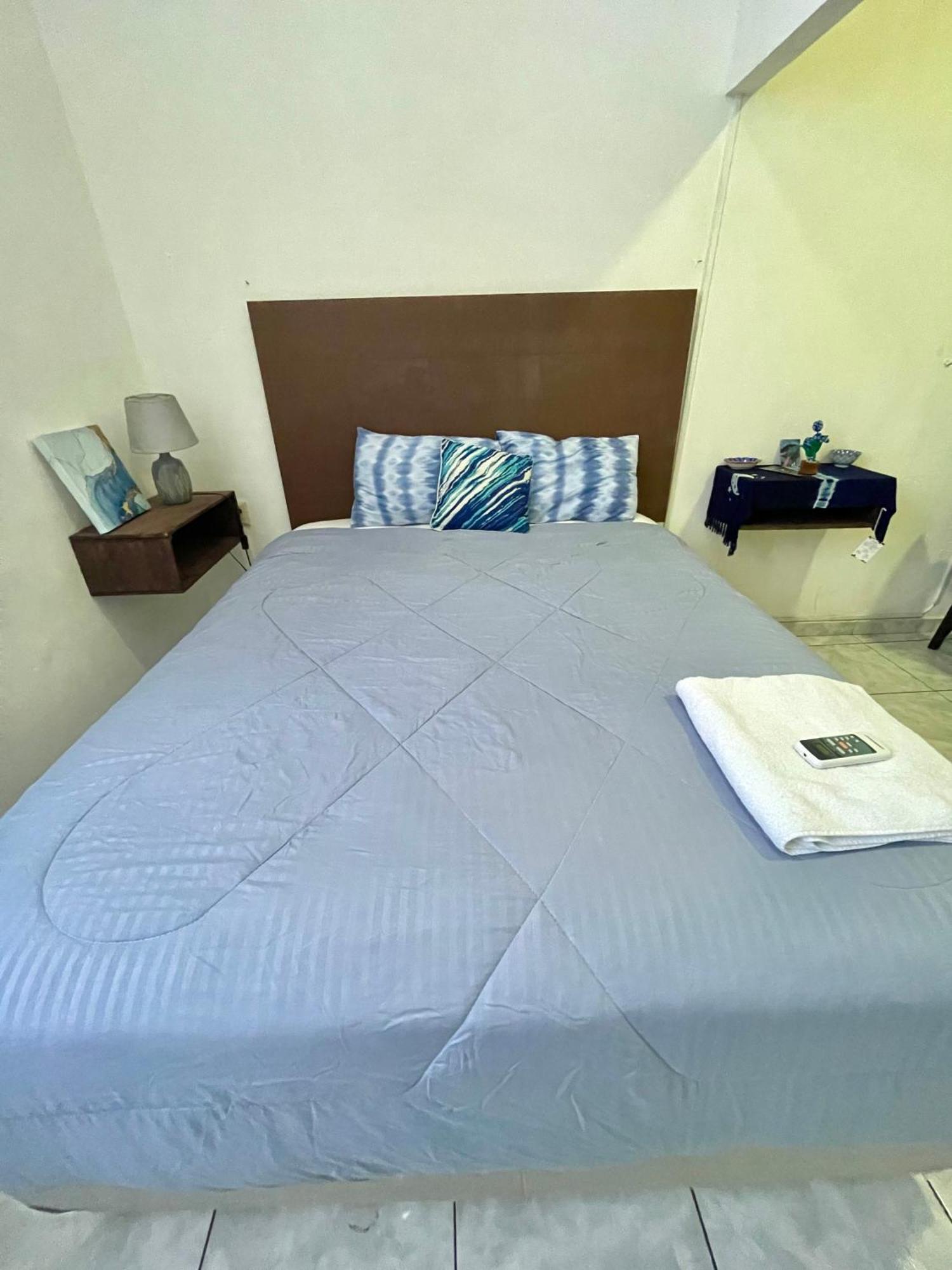 Hotel Y Cafe Ixmati Suchitoto Extérieur photo