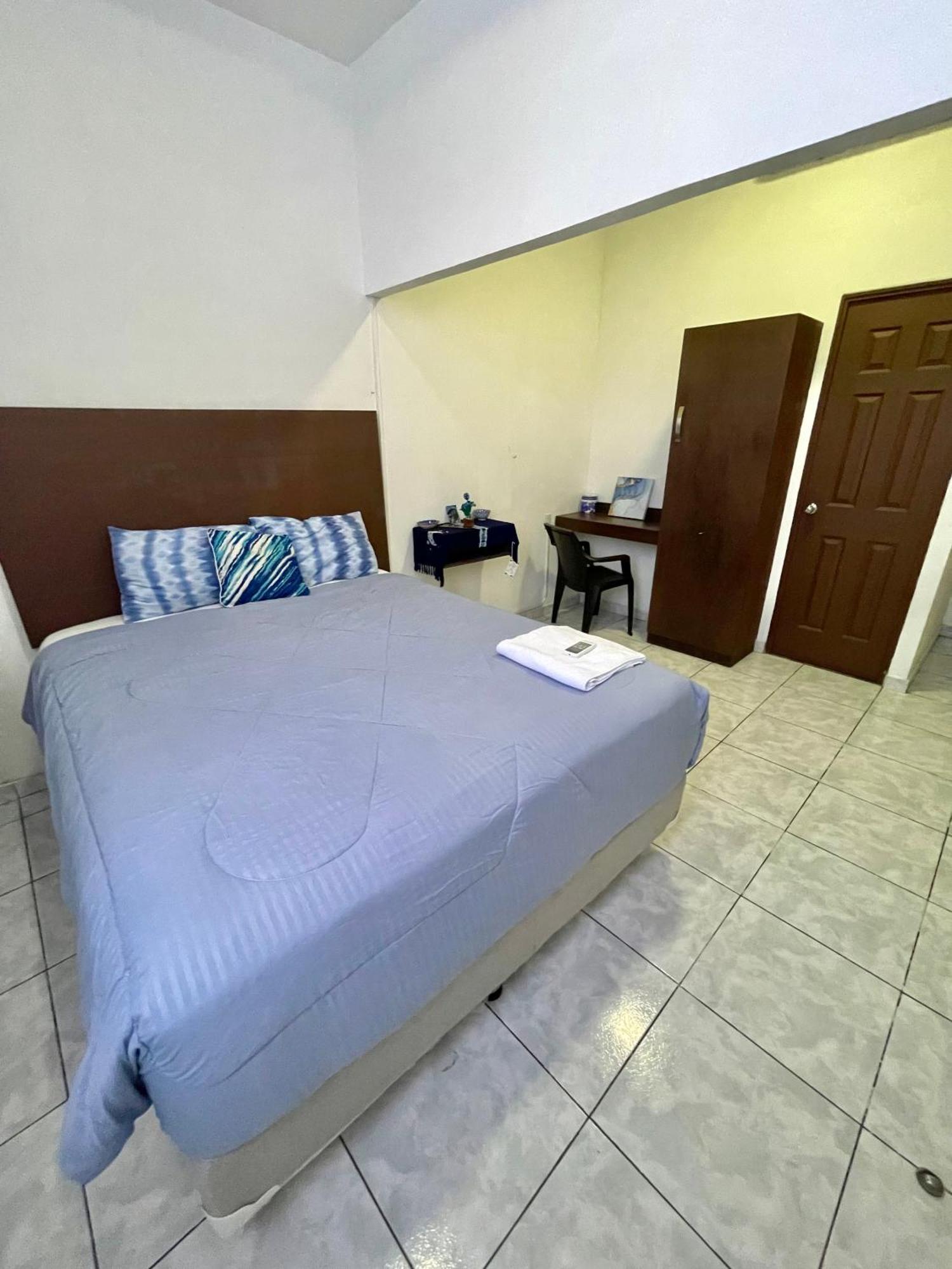 Hotel Y Cafe Ixmati Suchitoto Extérieur photo